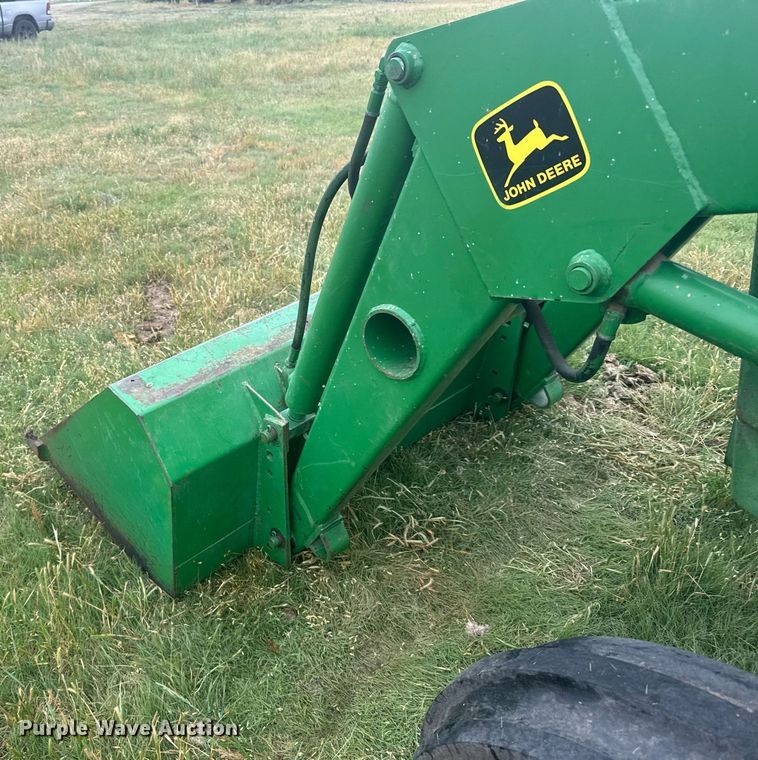 image for item EG6596 John Deere 2030 tractor