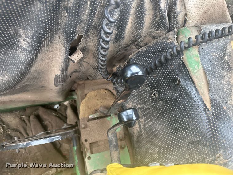 image for item EG6596 John Deere 2030 tractor