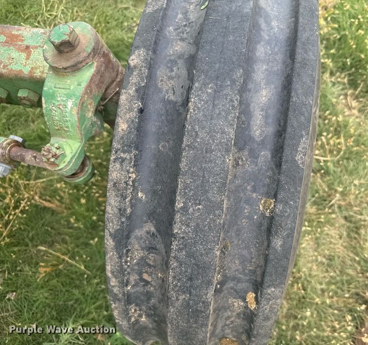 image for item EG6596 John Deere 2030 tractor