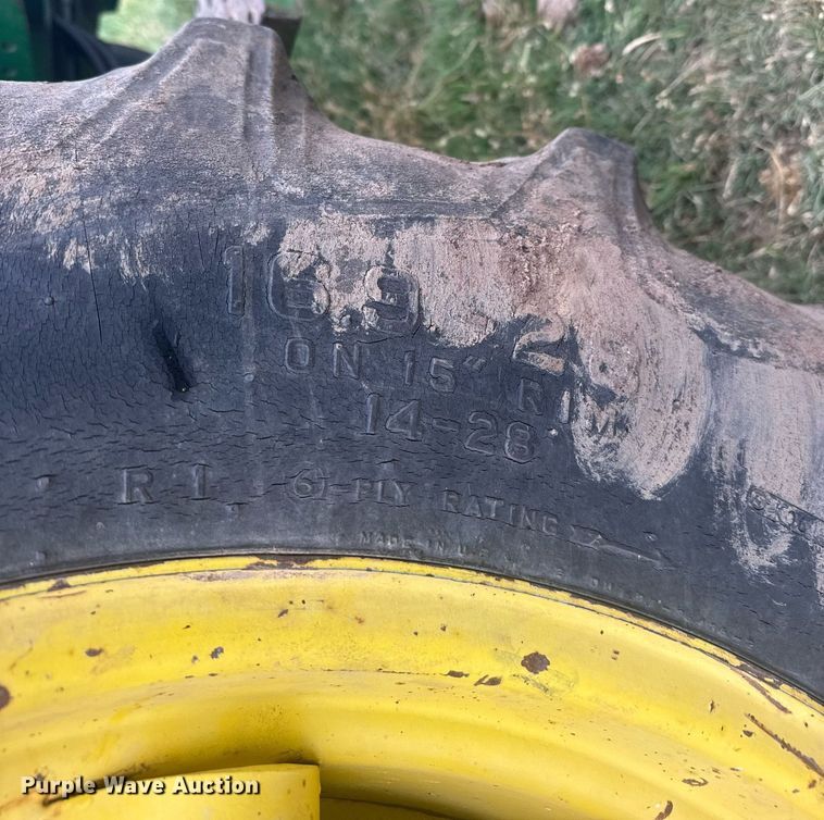 image for item EG6596 John Deere 2030 tractor