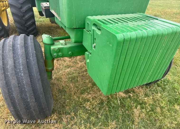 image for item EG6598 1980 John Deere 4640 tractor