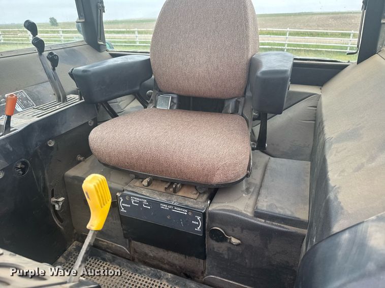 image for item EG6598 1980 John Deere 4640 tractor