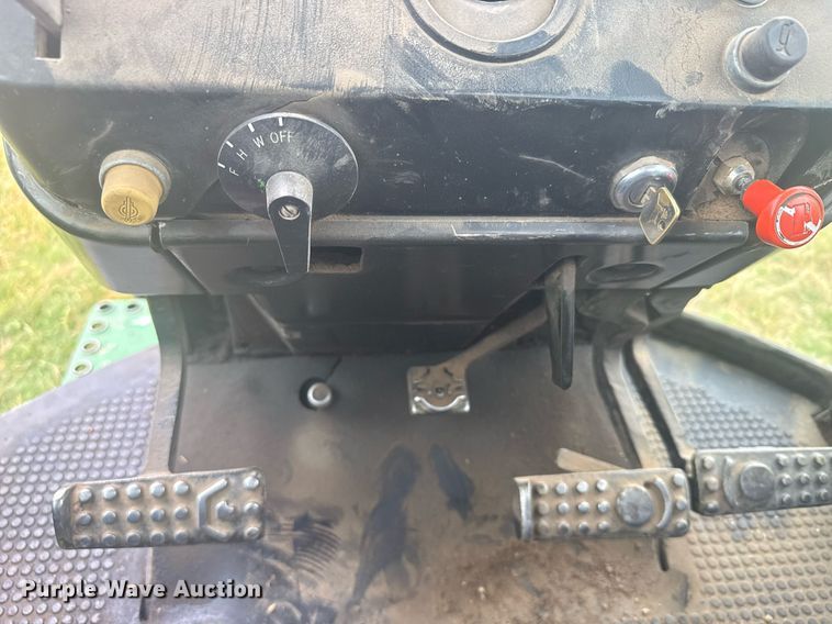 image for item EG6598 1980 John Deere 4640 tractor