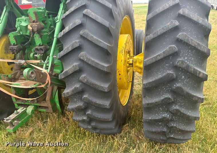 image for item EG6598 1980 John Deere 4640 tractor