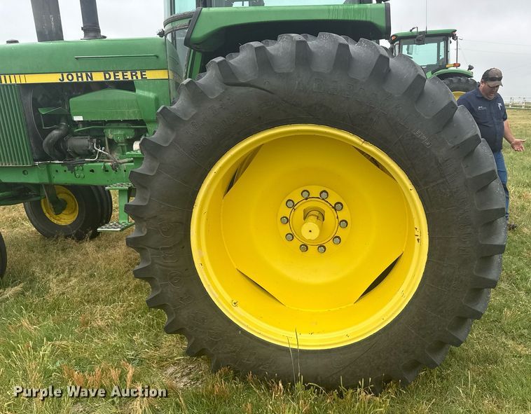 image for item EG6598 1980 John Deere 4640 tractor