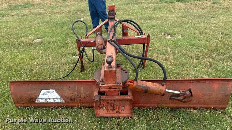 image for item EG6605 BMB EB-JR-8 three point blade