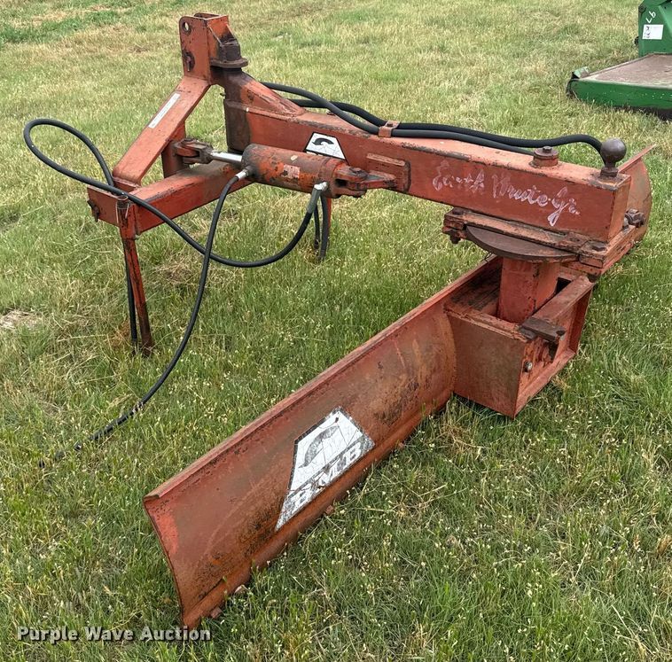 image for item EG6605 BMB EB-JR-8 three point blade