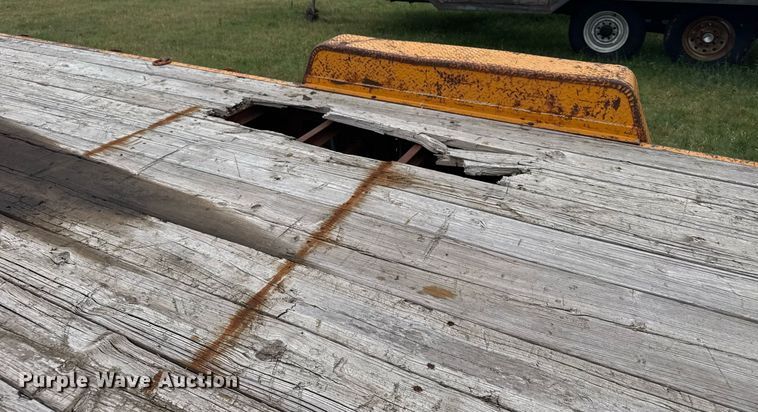 image for item EG6609 2006 Eagle Trailer Co., Inc. 7X20F equipment trailer