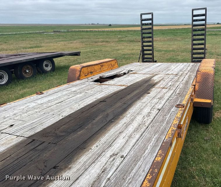 image for item EG6609 2006 Eagle Trailer Co., Inc. 7X20F equipment trailer