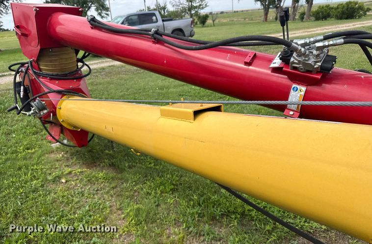 image for item EG6612 Westfield MKX 100-73 auger