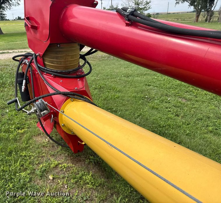 image for item EG6612 Westfield MKX 100-73 auger