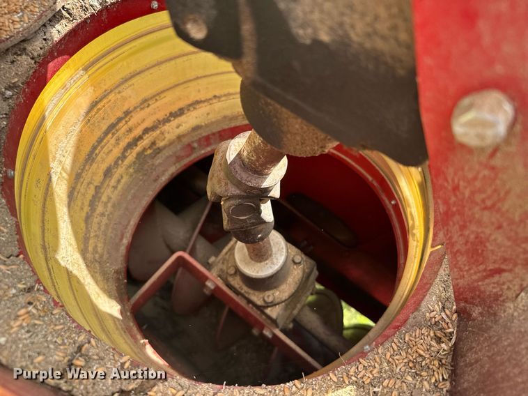 image for item EG6612 Westfield MKX 100-73 auger