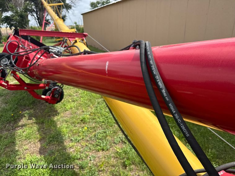 image for item EG6612 Westfield MKX 100-73 auger