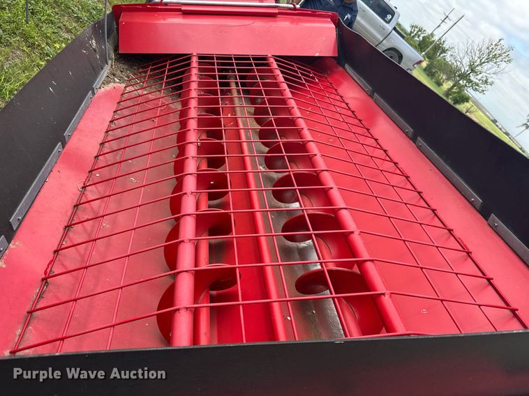 image for item EG6612 Westfield MKX 100-73 auger