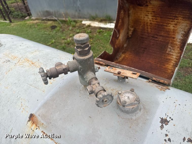 image for item EG6641 Propane tank