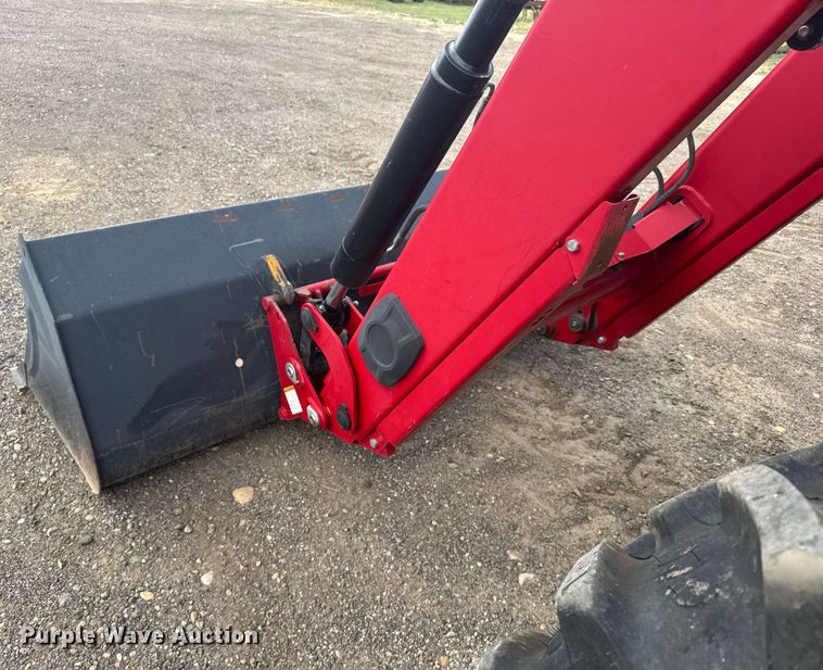 image for item EG6662 2013 Case IH Puma 160 MFWD tractor