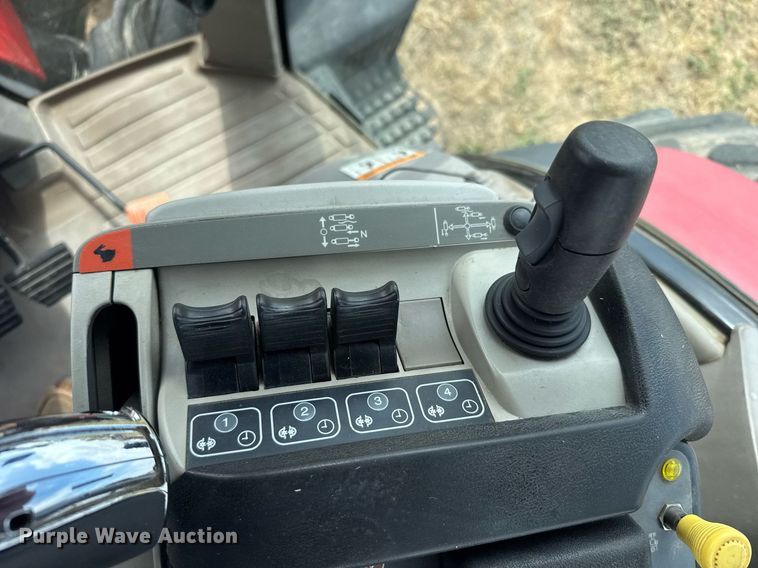 image for item EG6662 2013 Case IH Puma 160 MFWD tractor