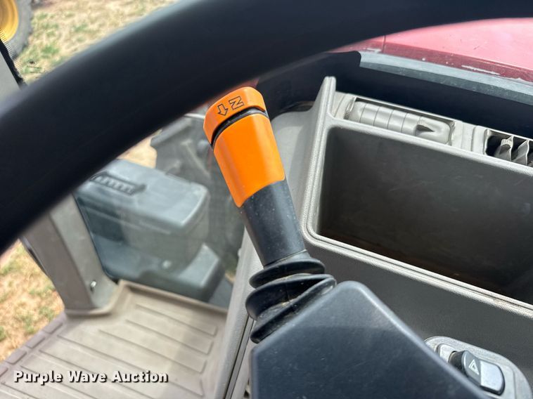 image for item EG6662 2013 Case IH Puma 160 MFWD tractor