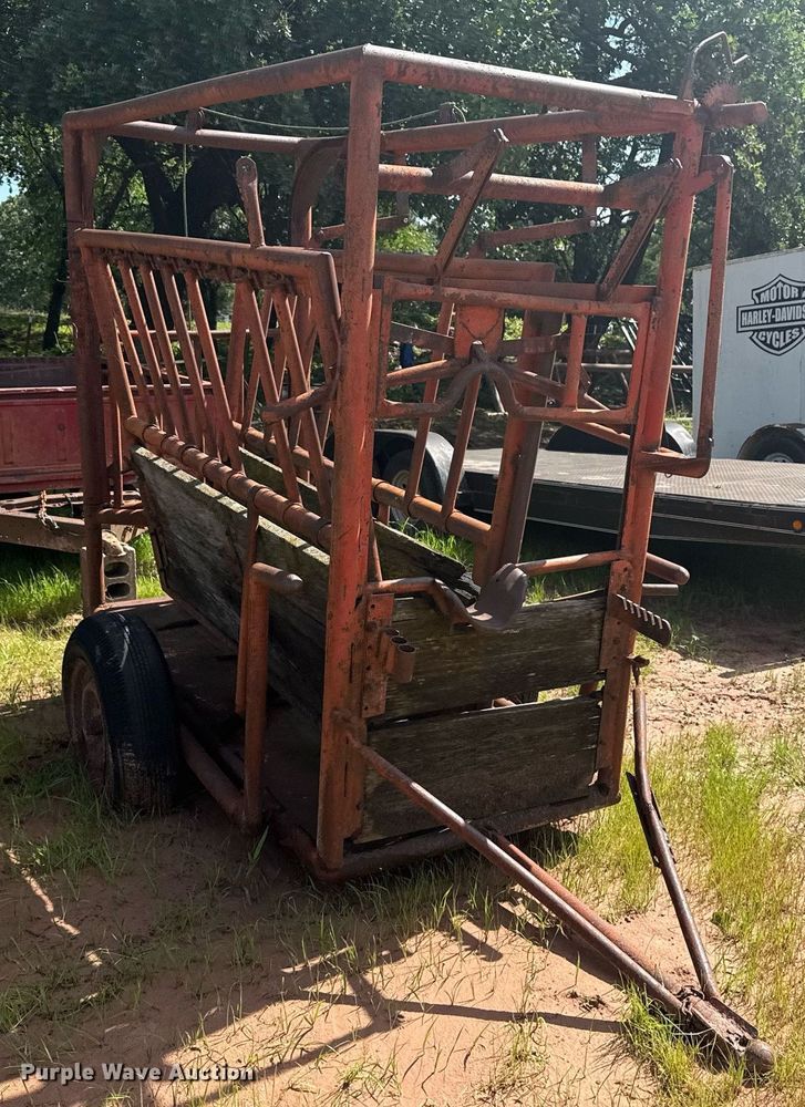 image for item EG8117 Squeeze chute