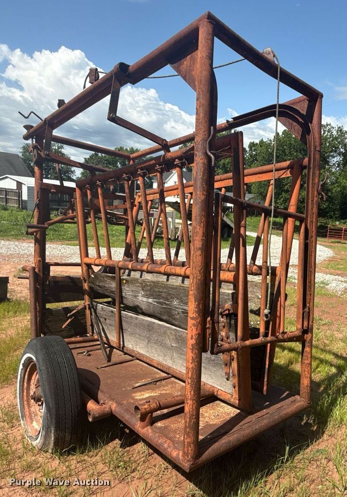 image for item EG8117 Squeeze chute