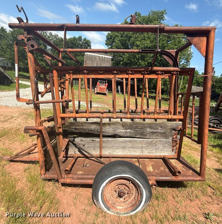 image for item EG8117 Squeeze chute