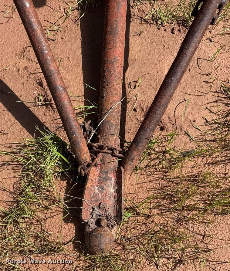 image for item EG8117 Squeeze chute