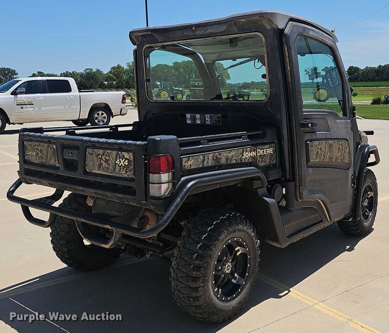 image for item EK5379 2019 John Deere XUV835M utility vehicle