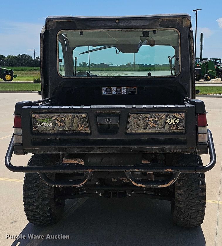 image for item EK5379 2019 John Deere XUV835M utility vehicle