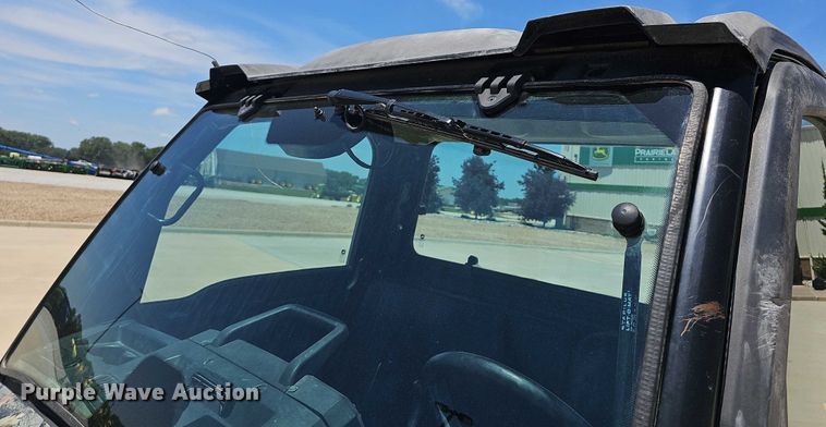 image for item EK5379 2019 John Deere XUV835M utility vehicle