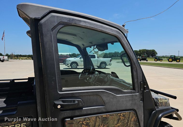 image for item EK5379 2019 John Deere XUV835M utility vehicle