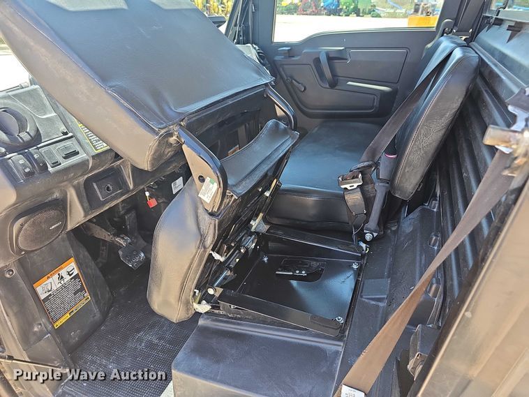 image for item EK5379 2019 John Deere XUV835M utility vehicle