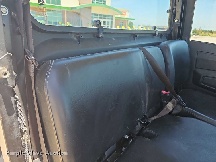 image for item EK5379 2019 John Deere XUV835M utility vehicle