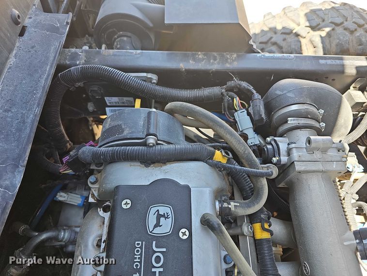 image for item EK5379 2019 John Deere XUV835M utility vehicle