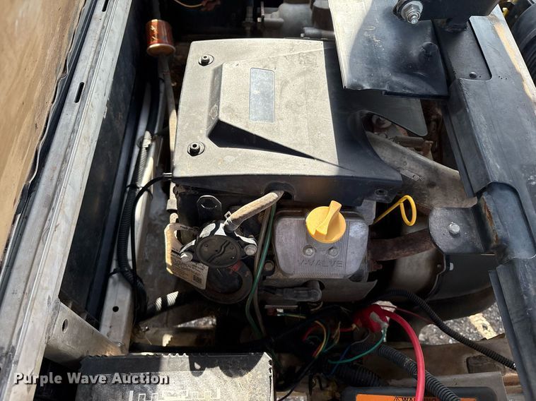 image for item EL2114 2019 Club Car Carryall 1700 utility vehicle