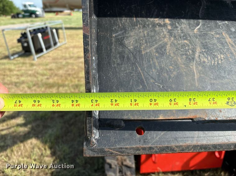 image for item EL2118 2023 AGT LRT23 compact utility loader