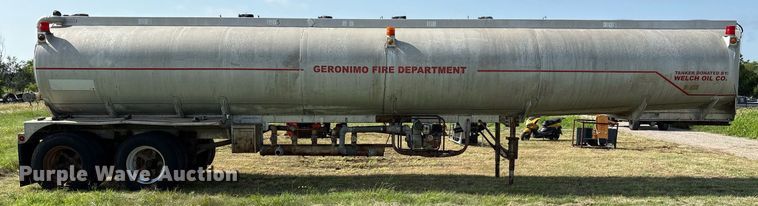 image for item EL2120 1963 Fruehauf F2 tank trailer