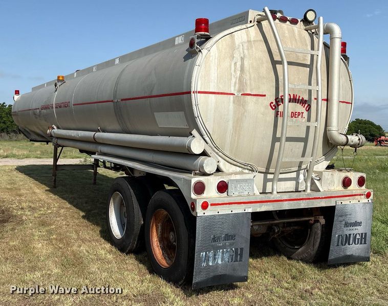 image for item EL2120 1963 Fruehauf F2 tank trailer