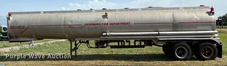 image for item EL2120 1963 Fruehauf F2 tank trailer