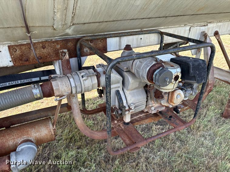 image for item EL2120 1963 Fruehauf F2 tank trailer