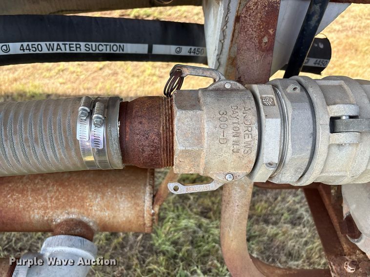 image for item EL2120 1963 Fruehauf F2 tank trailer