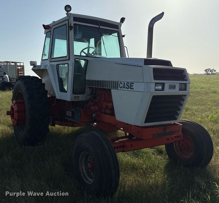 image for item EL2126 1982 Case 2390 tractor