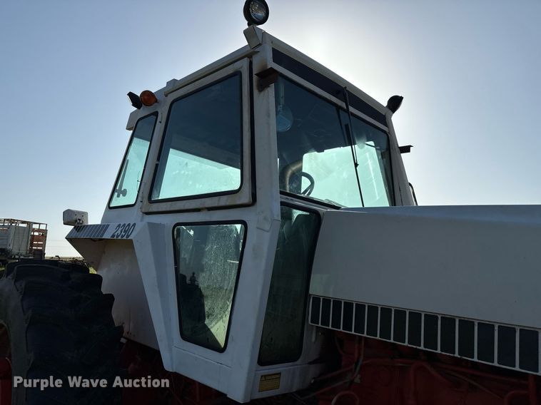 image for item EL2126 1982 Case 2390 tractor