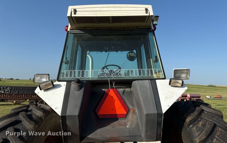 image for item EL2126 1982 Case 2390 tractor