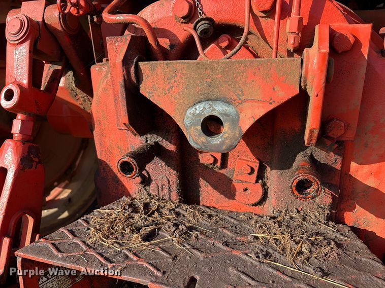 image for item EL2126 1982 Case 2390 tractor