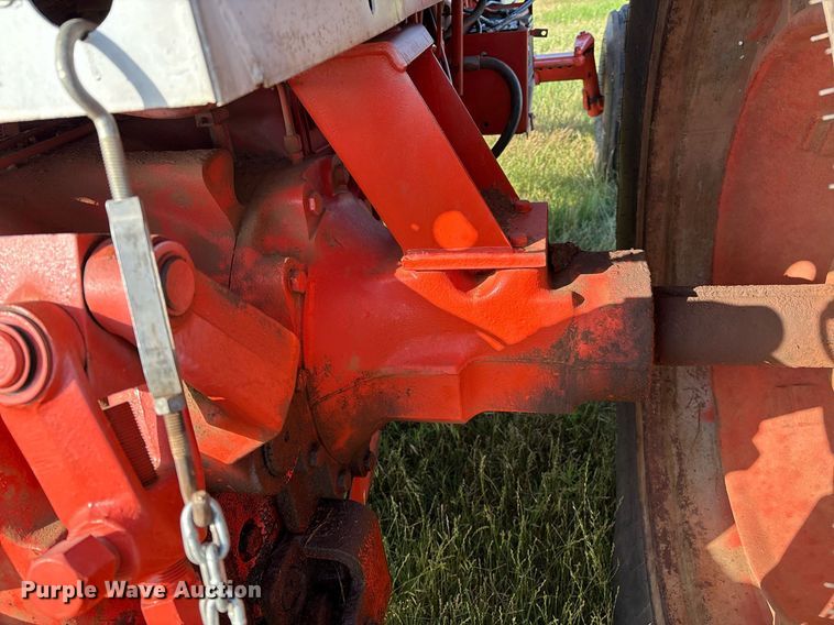 image for item EL2126 1982 Case 2390 tractor