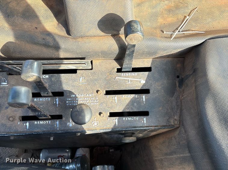 image for item EL2126 1982 Case 2390 tractor