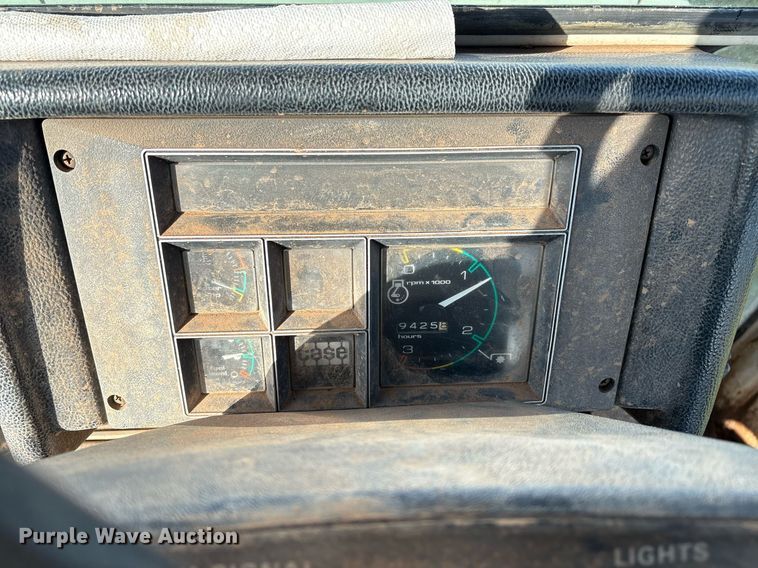 image for item EL2126 1982 Case 2390 tractor