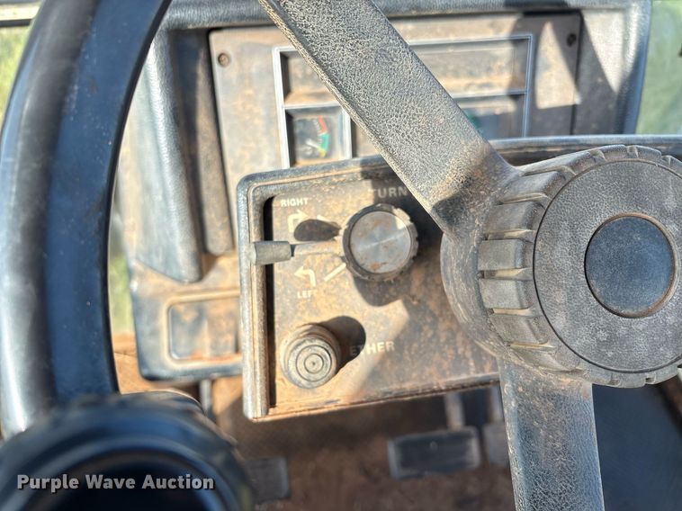 image for item EL2126 1982 Case 2390 tractor