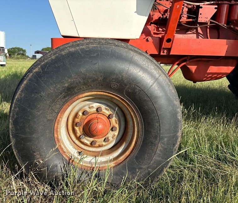 image for item EL2126 1982 Case 2390 tractor