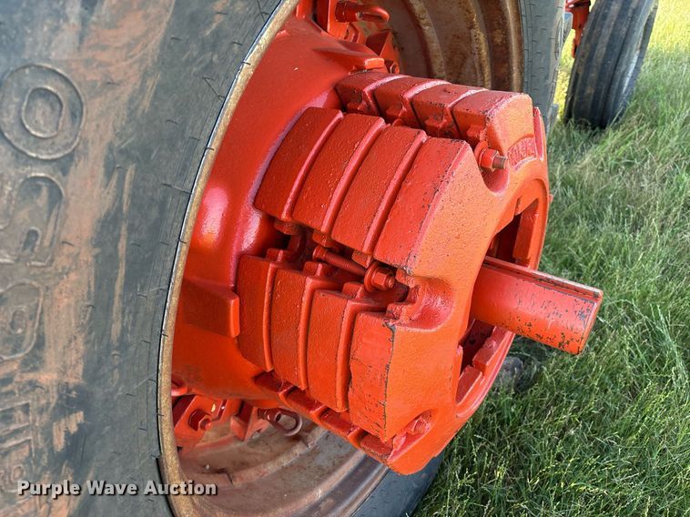 image for item EL2126 1982 Case 2390 tractor